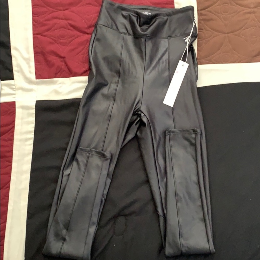 NEW Celestine (Carbon 38) black leggings